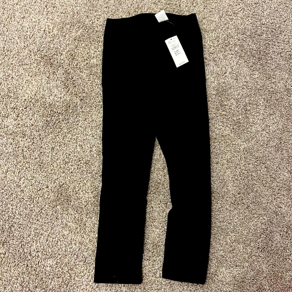 NWT black velvety GAP leggings! SZ 4